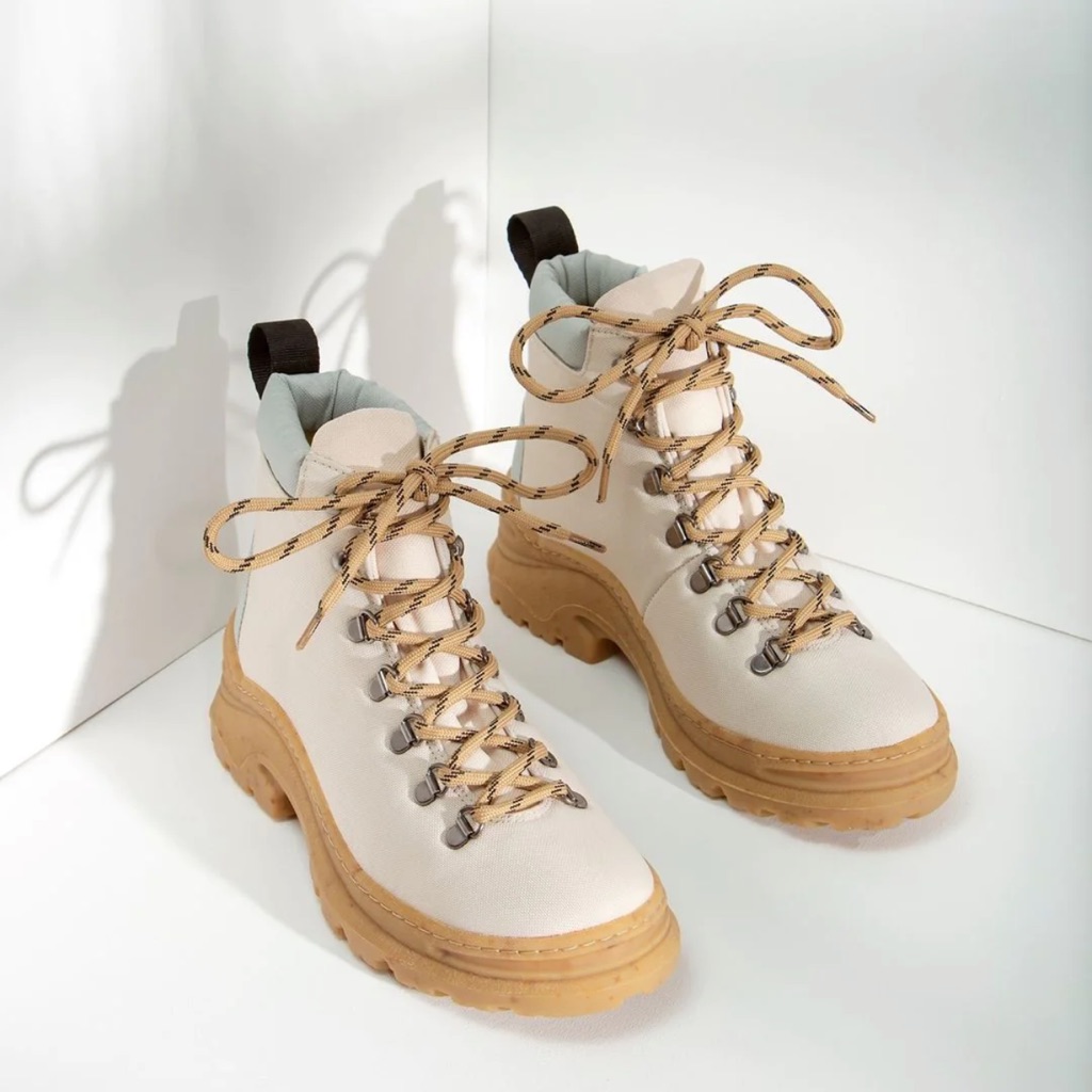 Brand New Thesus Brand Hiking Boots